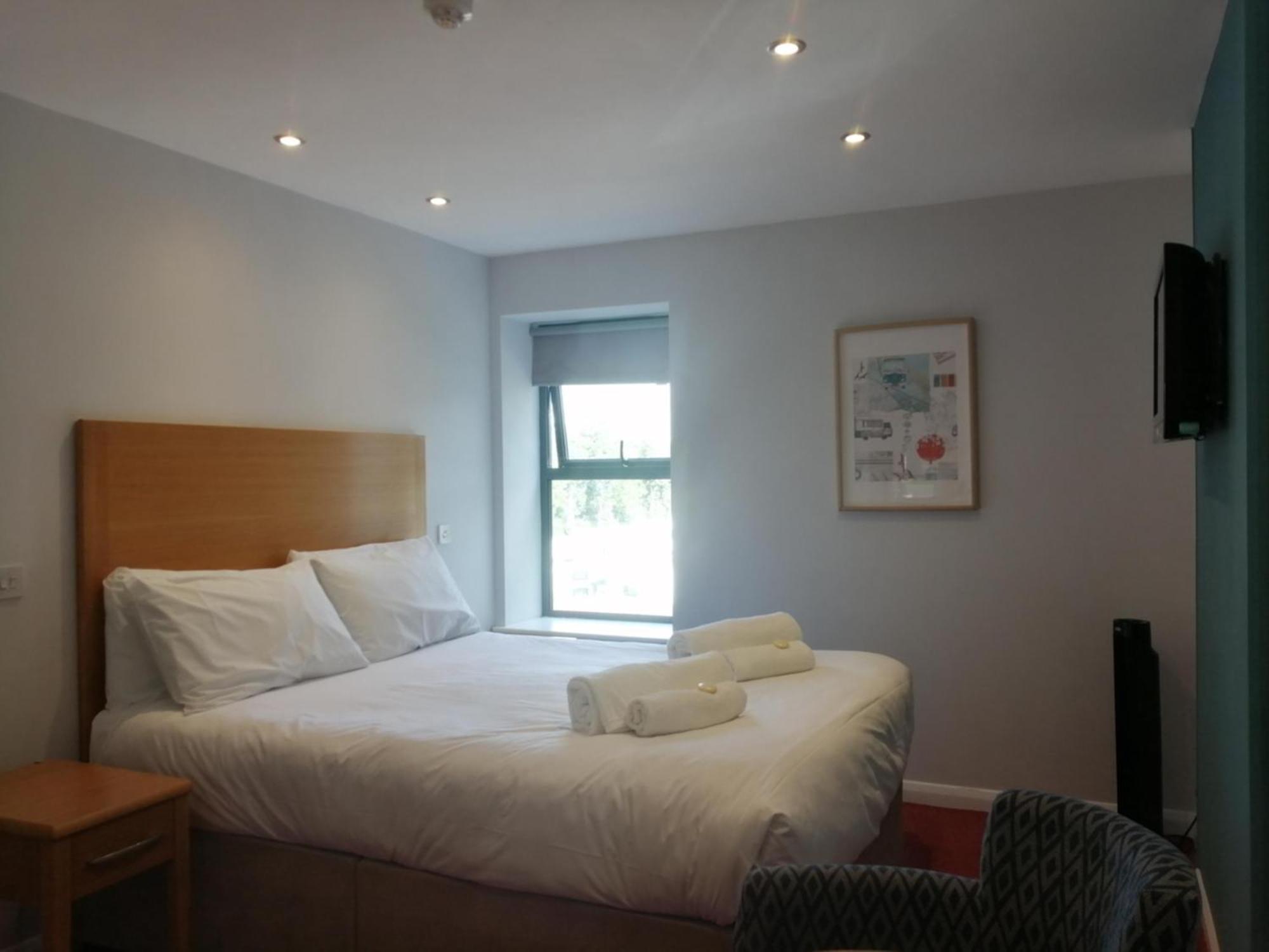 Newlands Holidays Bridport Esterno foto