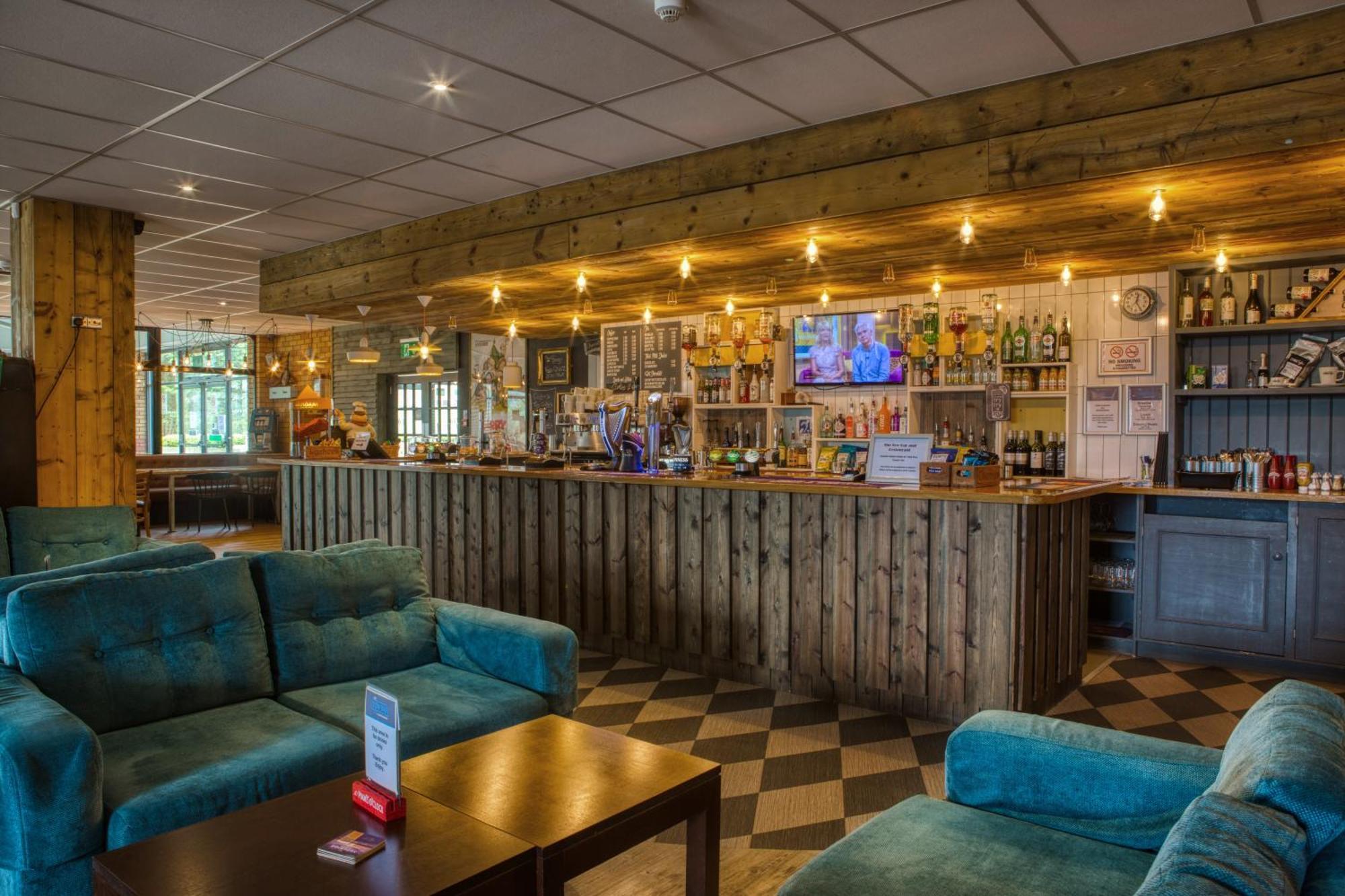 Newlands Holidays Bridport Esterno foto