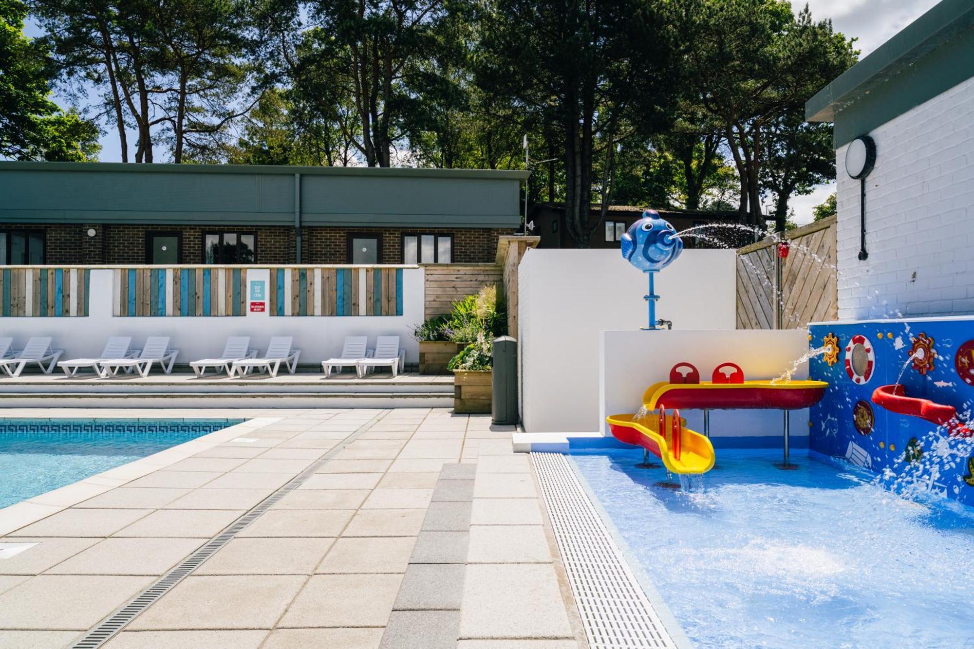Newlands Holidays Bridport Esterno foto